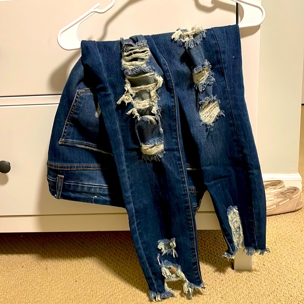 Comfy frayed jeans-jeggings
